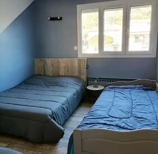 A Proximite Des Plages Et Commerces Apartment Le Lavandou