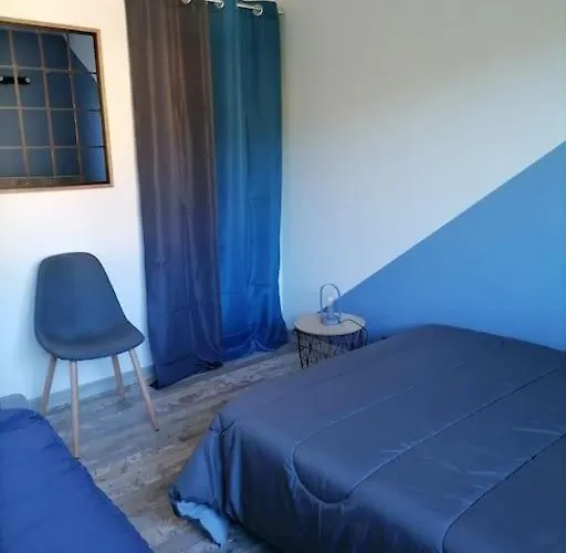 A Proximite Des Plages Et Commerces * Le Lavandou