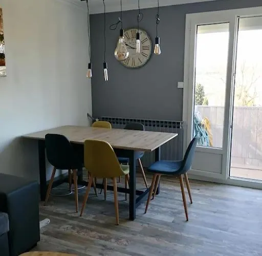 A Proximite Des Plages Et Commerces * Le Lavandou